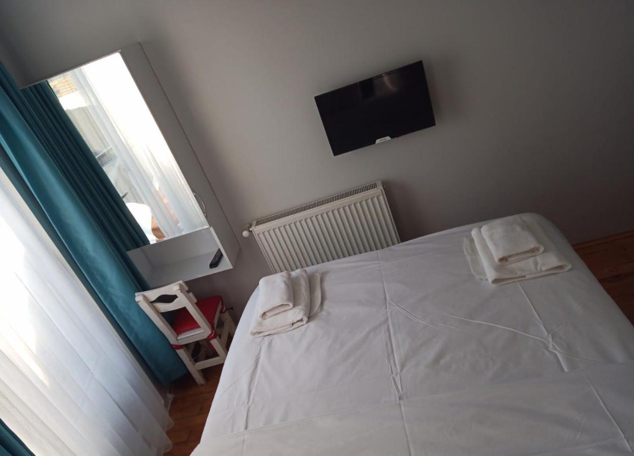 Buyukada Cinar Hotel (Adults Only) Adalar Ngoại thất bức ảnh