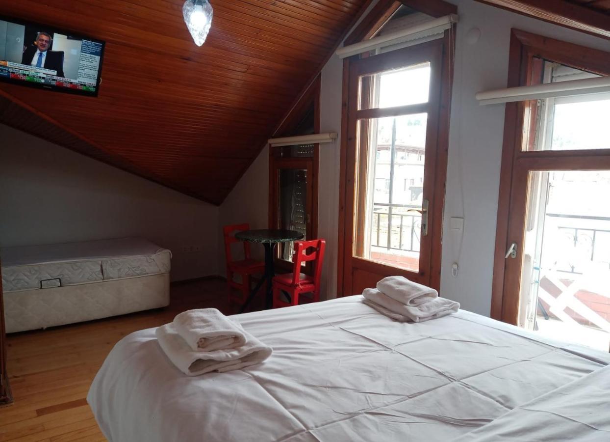 Buyukada Cinar Hotel (Adults Only) Adalar Ngoại thất bức ảnh
