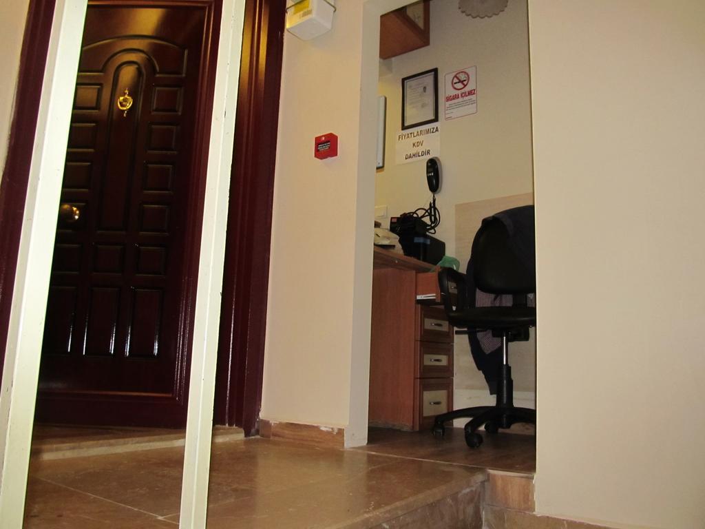 Buyukada Cinar Hotel (Adults Only) Adalar Ngoại thất bức ảnh